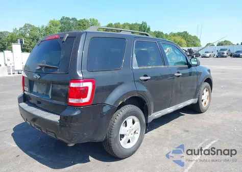 2011 Ford Escape Xlt from USA, damaged, VIN 1FMCU0D74BKC50238